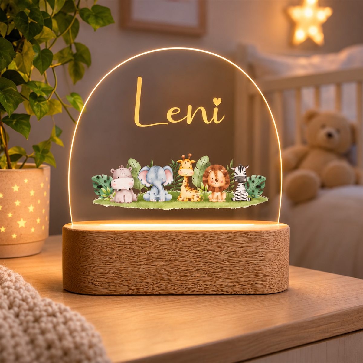 Nachtlicht Safari-Tiere mit Name im Kinderzimmer