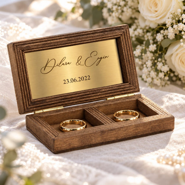 Wooden ring box customizable with name