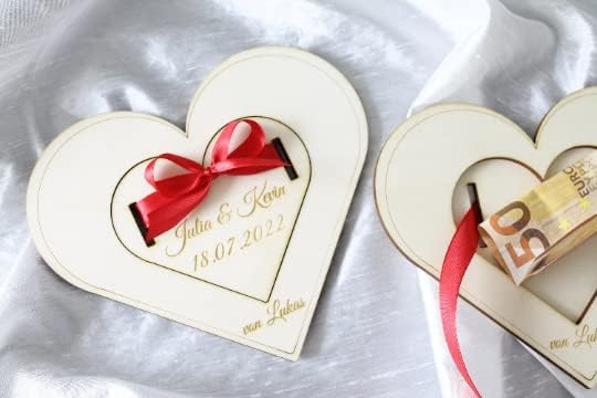 Geldgeschenk Hochzeit Personalisiert Herzform aus Holz mit Band