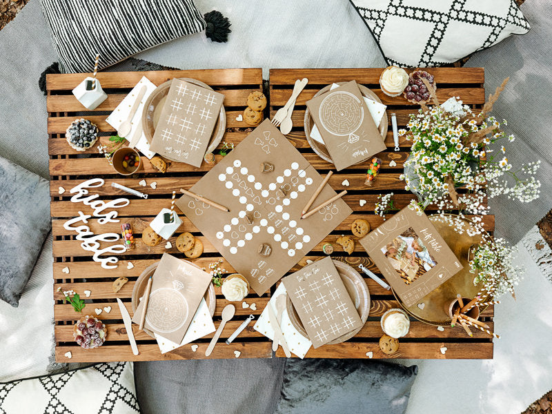 Kinderbeschäftigung Set für die Hochzeit mit Spielkarten / Schiffe versenken / Labyrinth / Wörtersuche /Tic Tac Toe